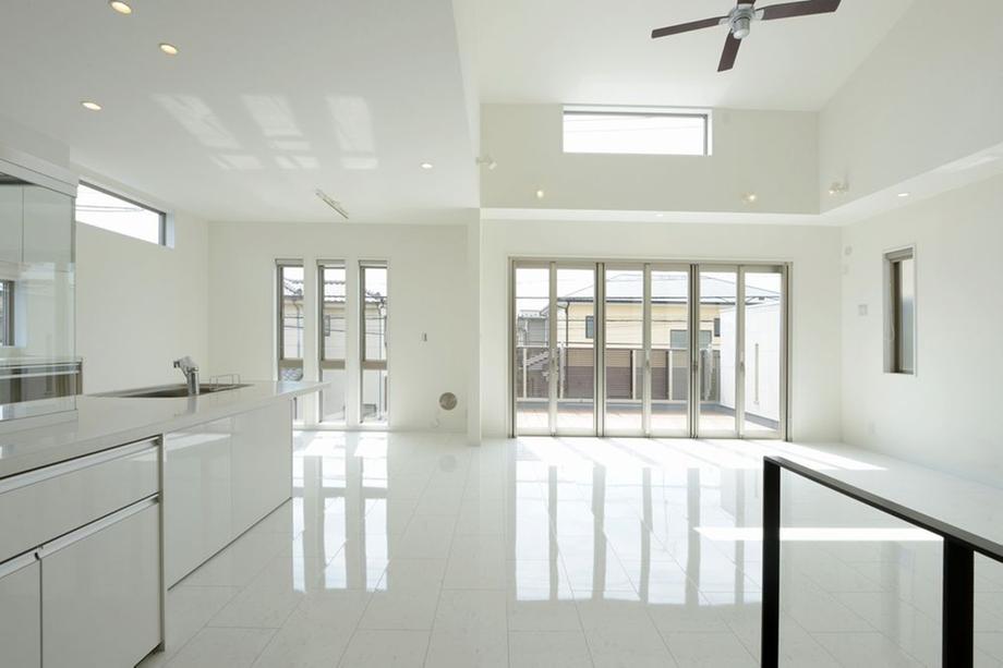 Same specifications photos (living). Example of construction