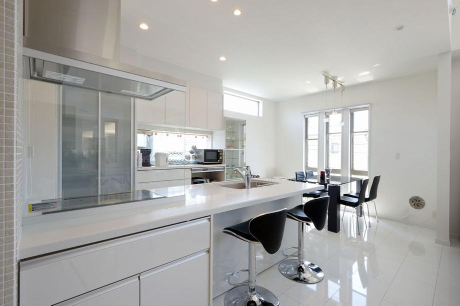 Same specifications photos (living). Example of construction