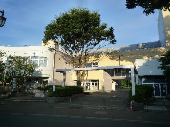 Primary school. 366m to Suginami Ward Suginami tenth elementary school