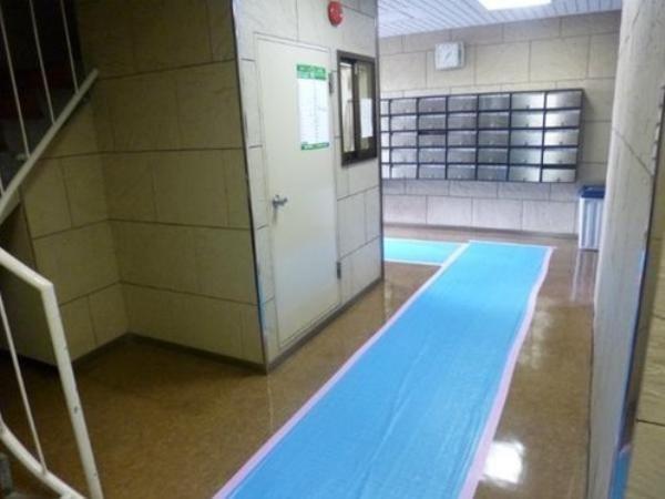 lobby. Pictures - Lobby