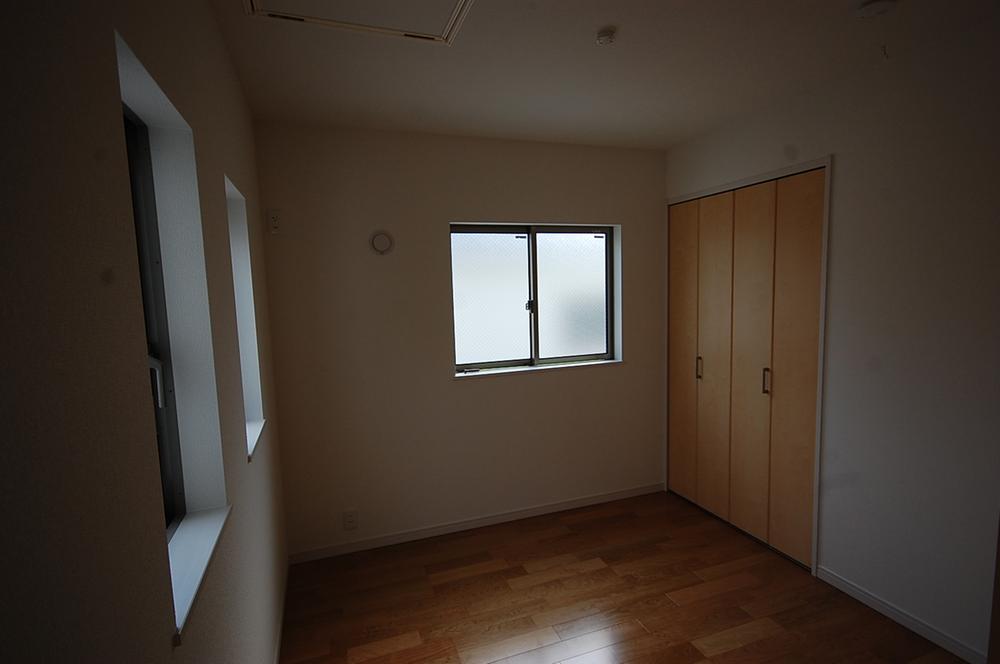 Non-living room. Indoor (June 2013) Shooting