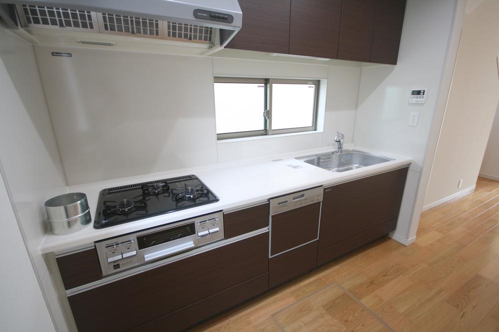 Kitchen. Indoor (June 2013) Shooting