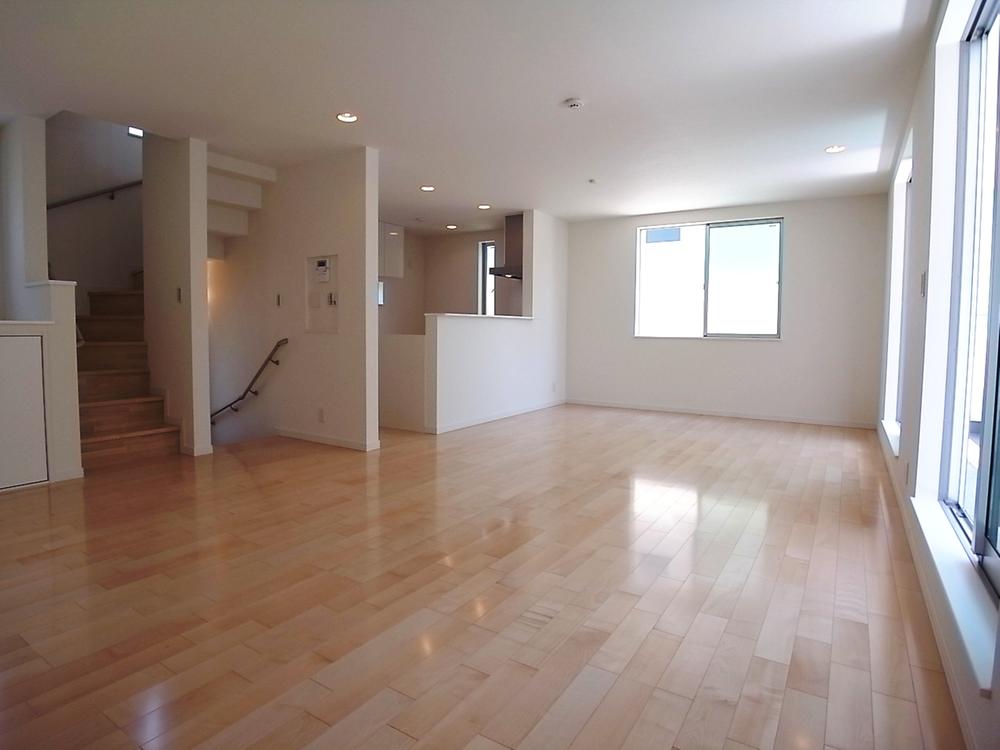 Same specifications photos (living). Living example of construction