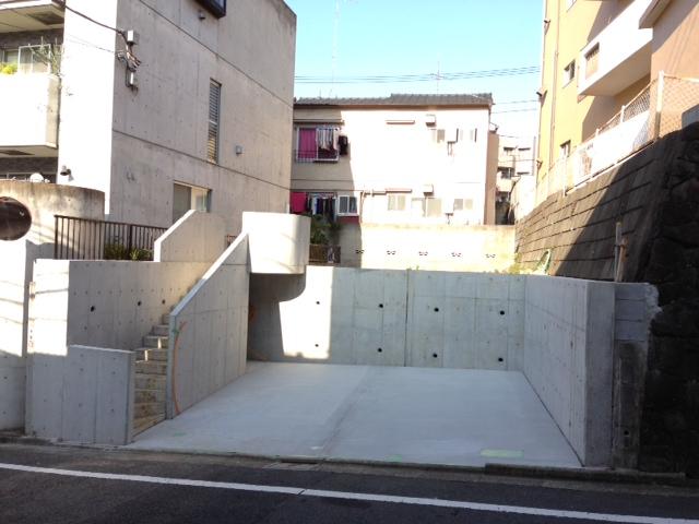 Local appearance photo. Local (10 May 2013) Shooting