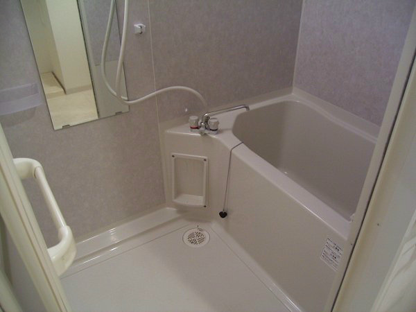 Bath. Bathroom (with drying function)