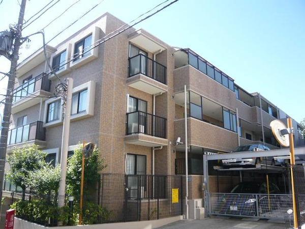 Suginami-ku, Tokyo Wada 1