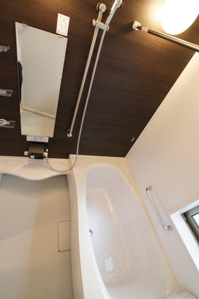 Bathroom. 1 square meters bathroom with bathroom heating dryer