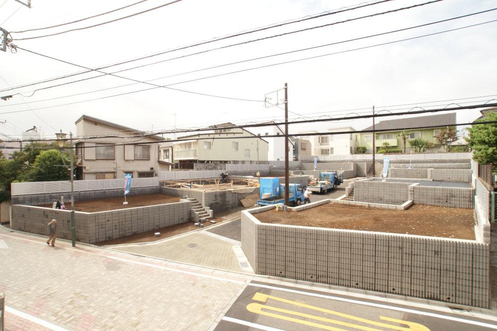 Local appearance photo. Newly built single-family Suginami Kugayama 5-chome. South development subdivision of the total 9 buildings of terraced.