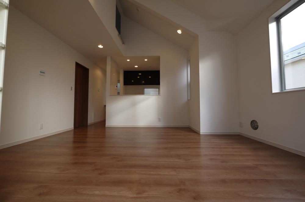 Living. Indoor (12 May 2013) Shooting