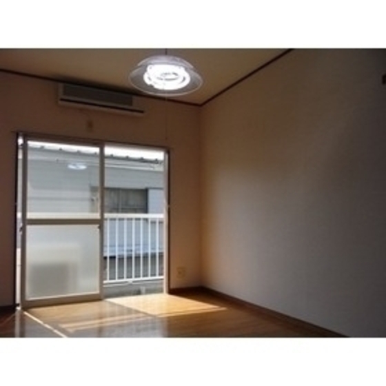 Living and room. Sunny. It is pleasant.