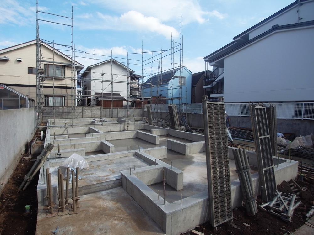 Local appearance photo. Local (10 May 2013) Shooting