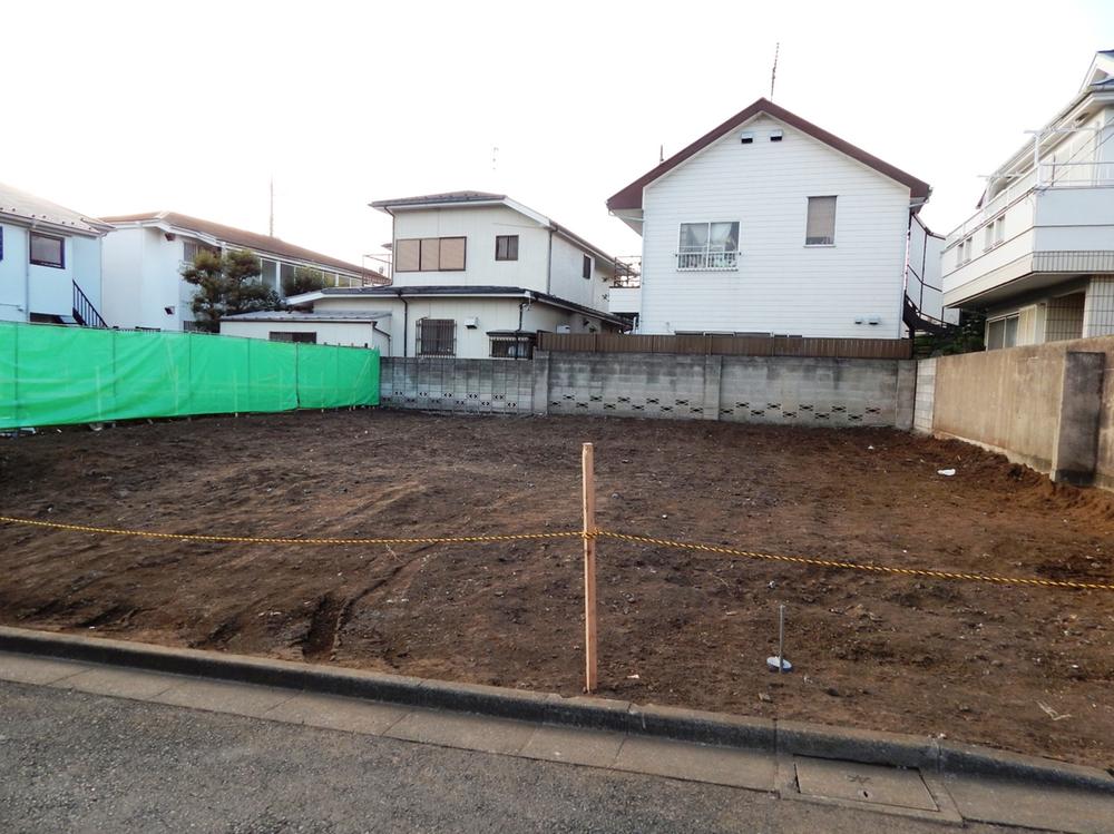 Local land photo. Local (12 May 2013) Shooting