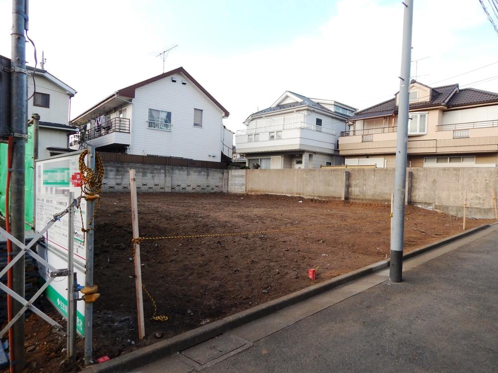 Local land photo. Local (12 May 2013) Shooting