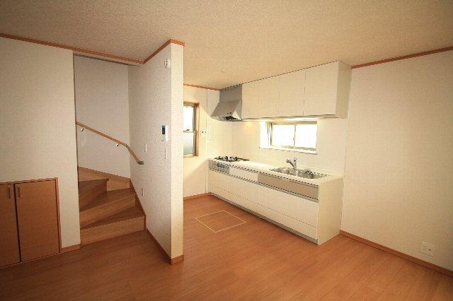 Living. Indoor (12 May 2013) Shooting