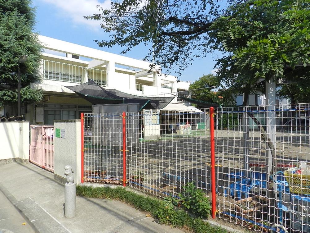 kindergarten ・ Nursery. 480m to Omiya before nursery school