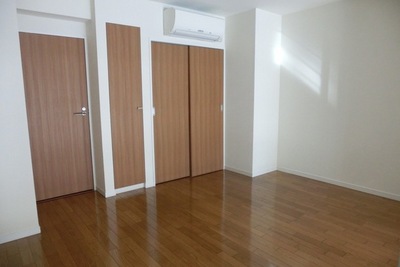 Other room space. room