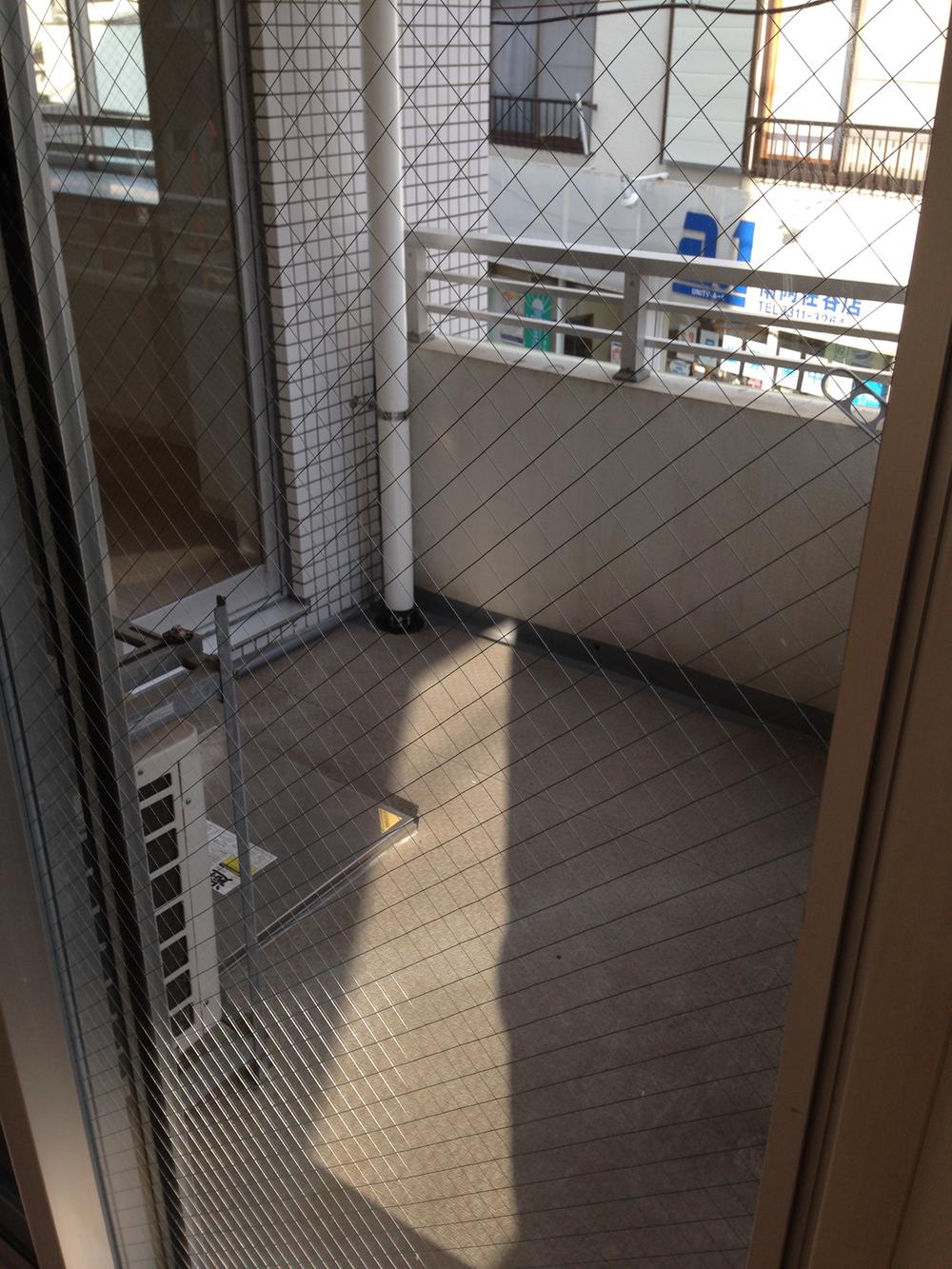 Balcony. Local (11 May 2013) Shooting