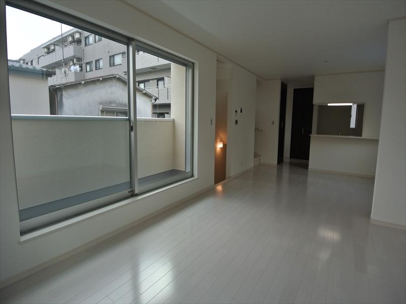 Living. Local (September 2013) Shooting