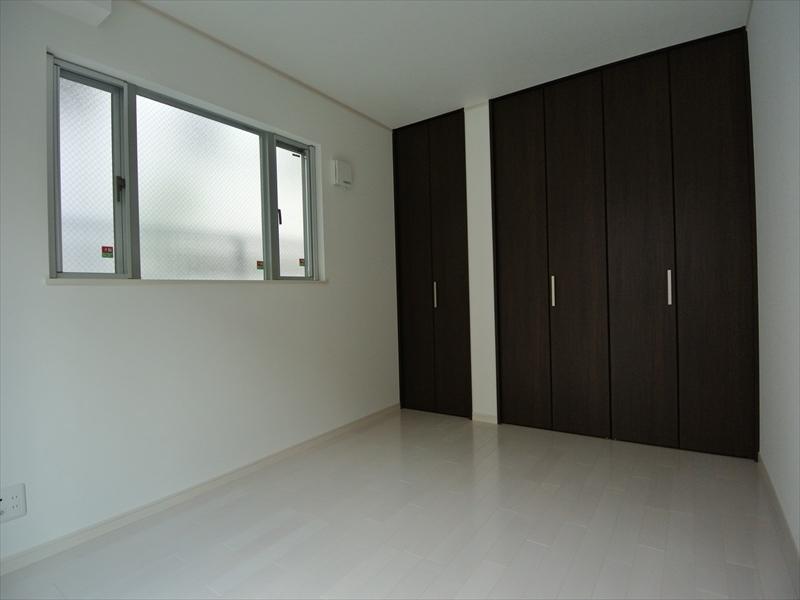 Non-living room. Local (September 2013) Shooting