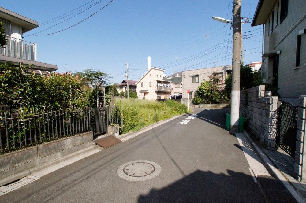 Local photos, including front road. I traffic in large car will be the Easy road with.