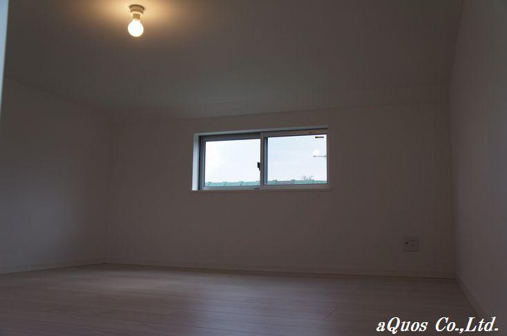 Same specifications photos (Other introspection). Same specifications