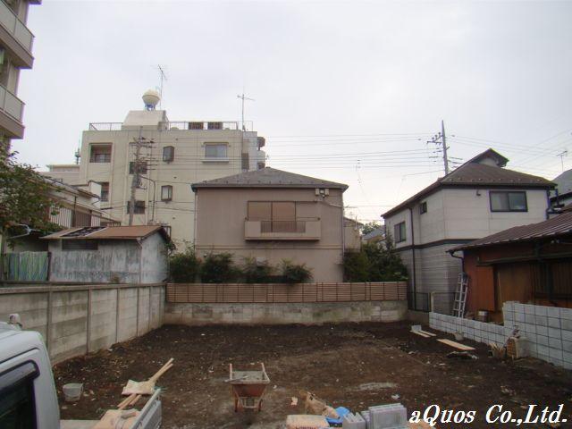 Local appearance photo. Local (10 May 2013) Shooting