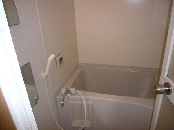 Bath. This is the inverting type ☆