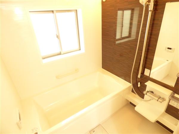 Bathroom. Bathroom 2013 / 12 shooting