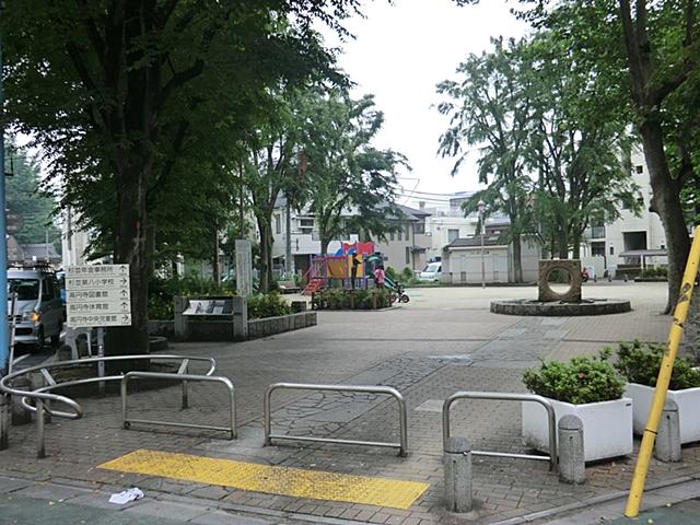 park. Koenji to Central Park 450m