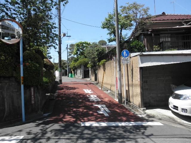 Local photos, including front road. Local (May 2013) Shooting