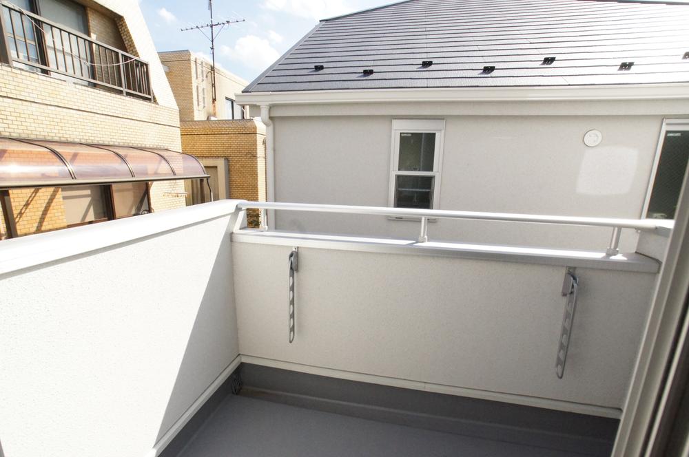 Balcony. Spacious roof balcony (B Building)