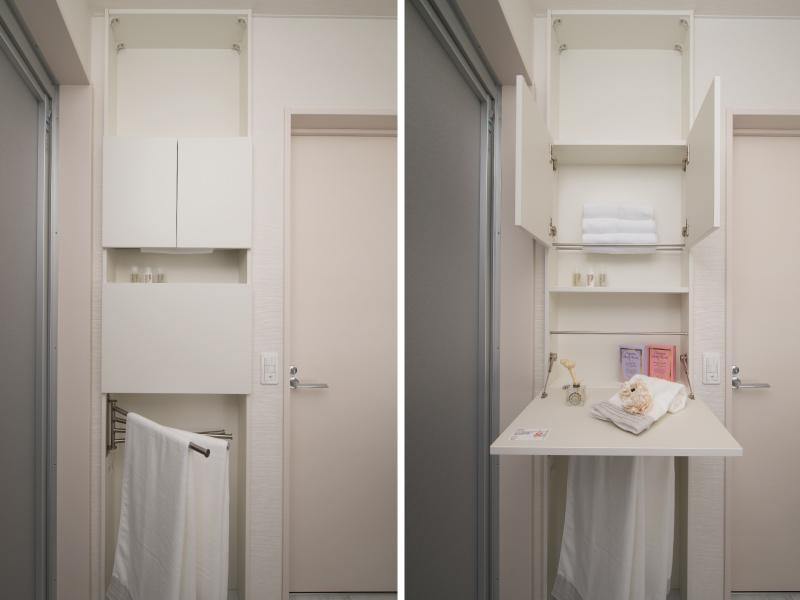 Other Equipment. The wall of the wash room, Ensure the storage space to put a towel and change of clothes, such as "little things". You can use to enable the space since the collapsible when not in use. 