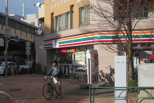 Convenience store. Seven-Eleven Nakano Nogata 1-chome to (convenience store) 219m