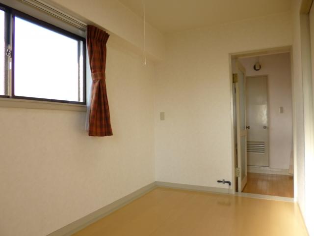 Non-living room