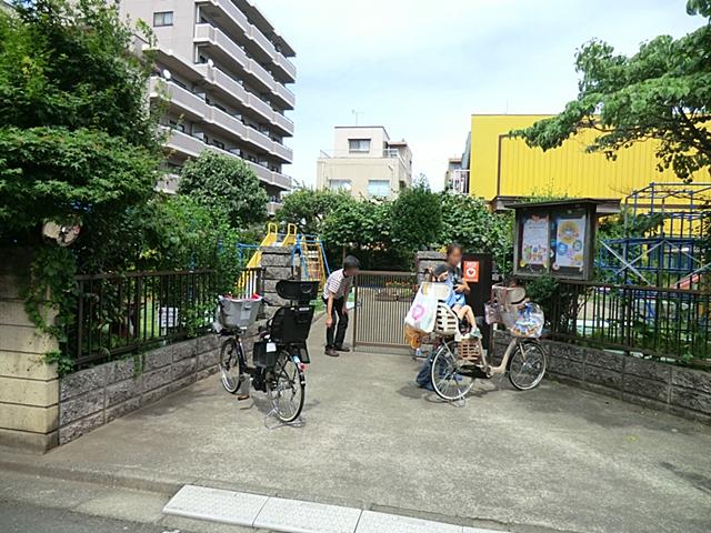 kindergarten ・ Nursery. 233m to Suginami sunflower kindergarten