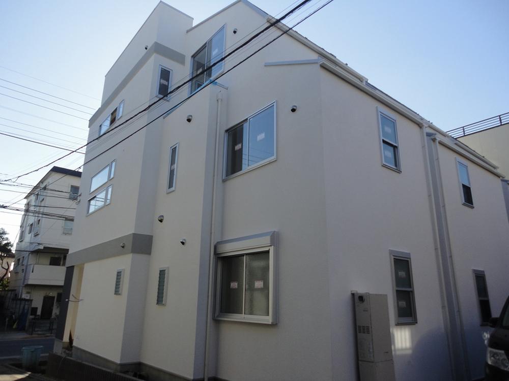 Local appearance photo