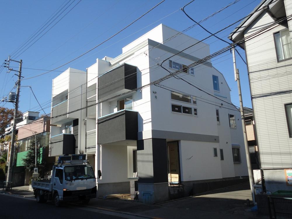 Local photos, including front road