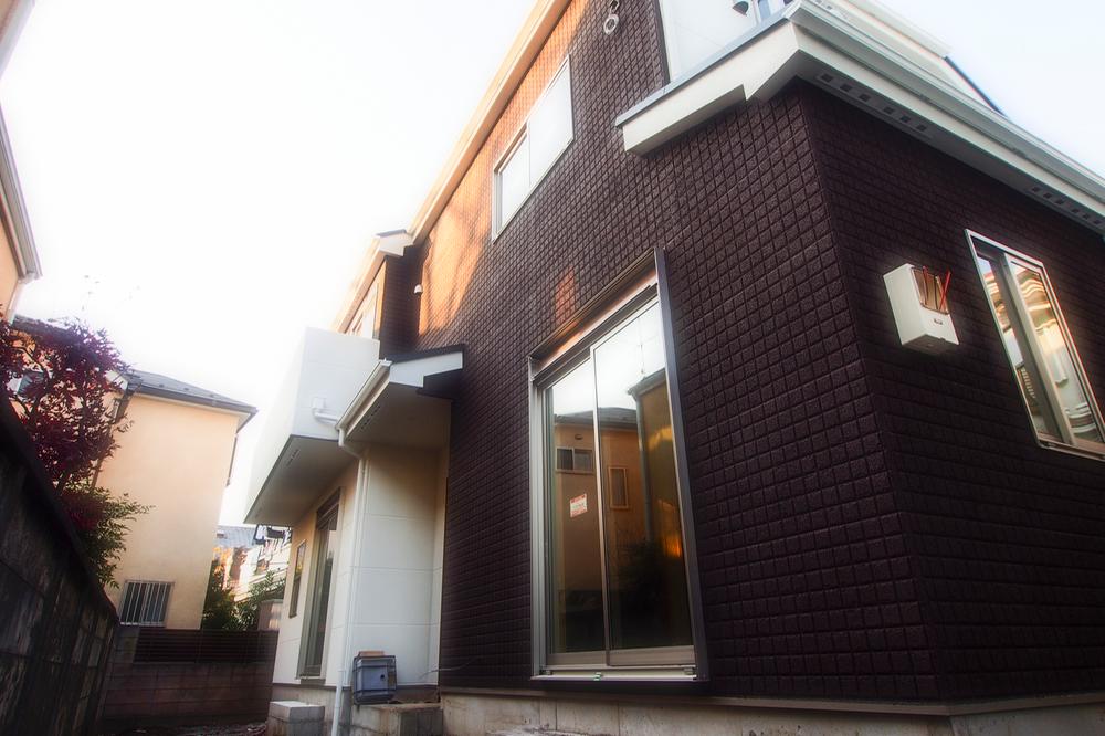 Local appearance photo. Local (12 May 2013) Shooting 1 Building