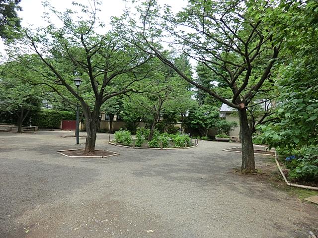 park. 812m until Otaguro park