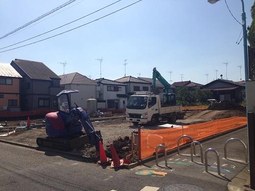 Local photos, including front road. Local (September 2013) Shooting