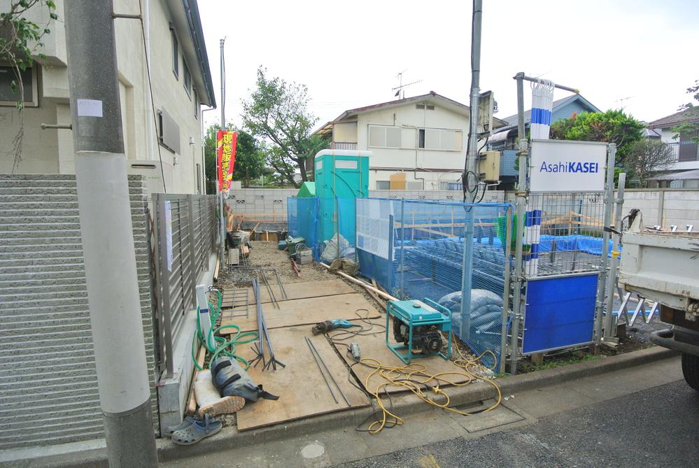 Local appearance photo. Local (10 May 2013) Shooting