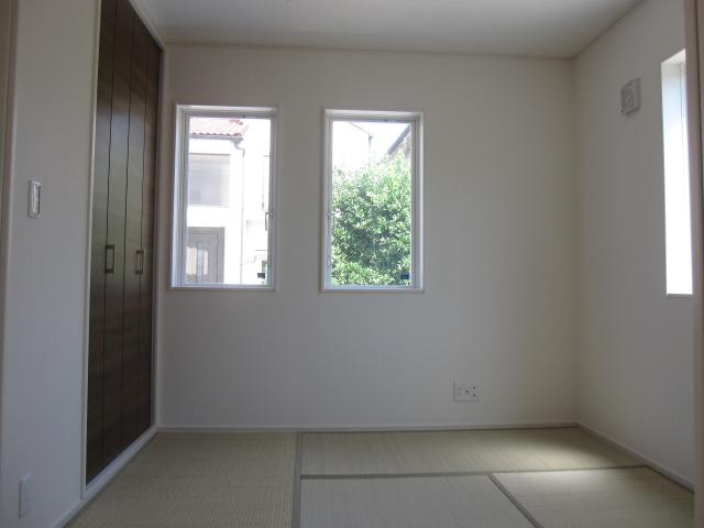 Other introspection. Room (August 2013) Shooting