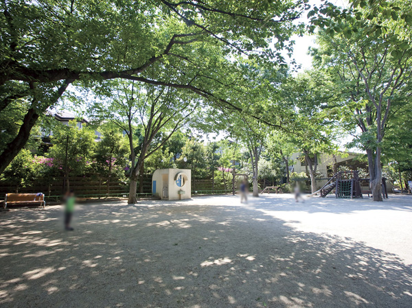 Surrounding environment. Wada Central Park (4-minute walk, About 290m)