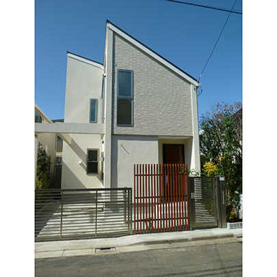 Local appearance photo. A Building