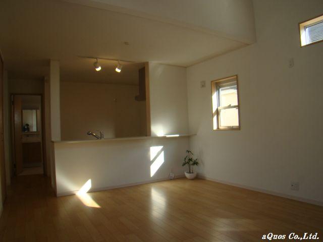 Living. Indoor (11 May 2013) Shooting