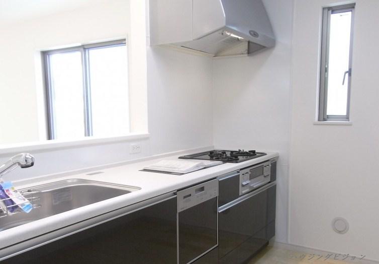 Same specifications photo (kitchen). (Kitchen) construction cases