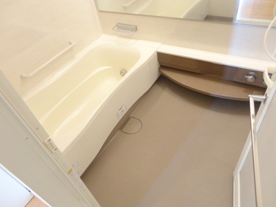 Bath. Hitotsubo Tsui焚 bus