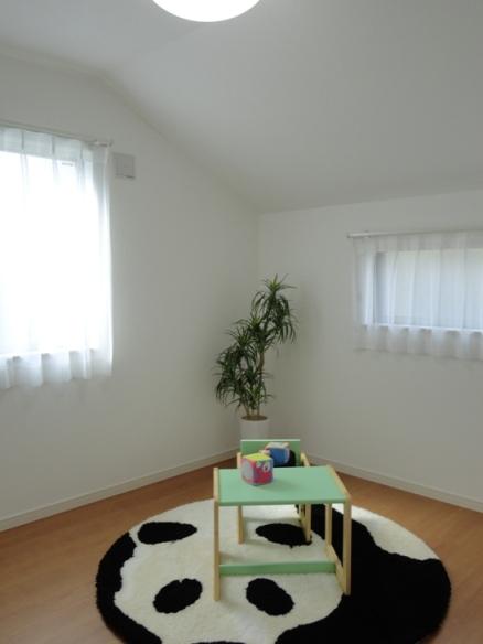 Non-living room. Building 2 Western-style (H25. 3 May) Shooting