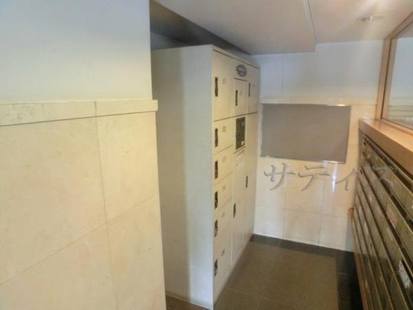 Suginami-ku, Tokyo Kamitakaido 3