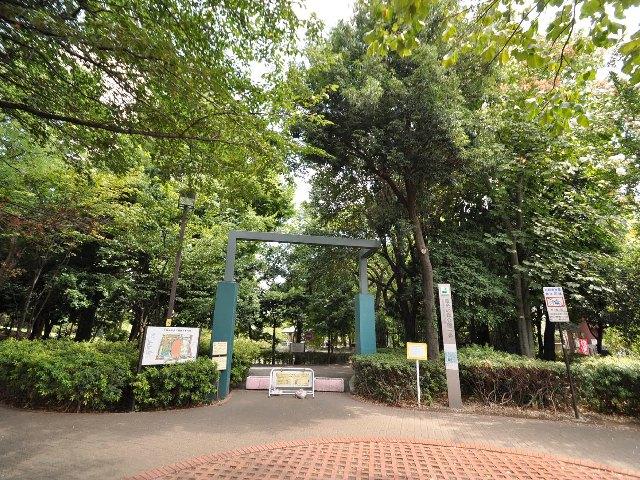 park. Until Sanshinomorikoen 823m